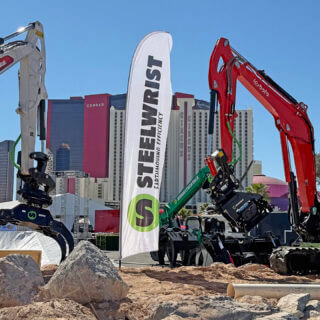4.-Excavators-with-Steelwrist-SQ40-fully-automatic-coupler-solution-sharing-work-tools_CONEXPO-scaled.jpg