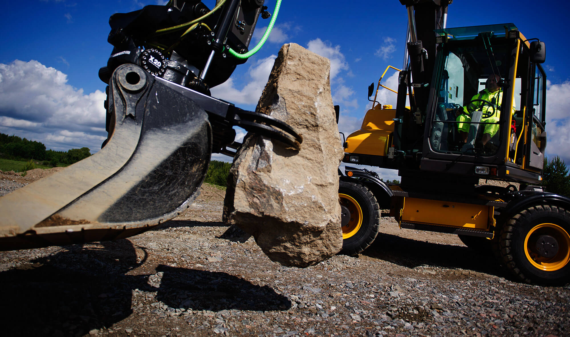 Excavator V Shape Ditching Bucket for Ditching Sunward/Lovol